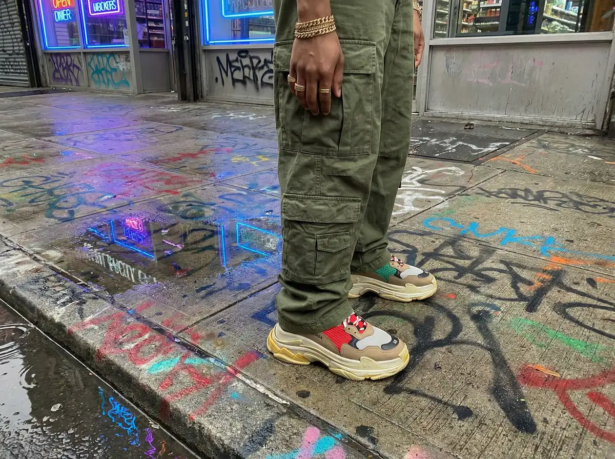 芭乐app下载免费 - 滑板鞋与街头穿搭细节